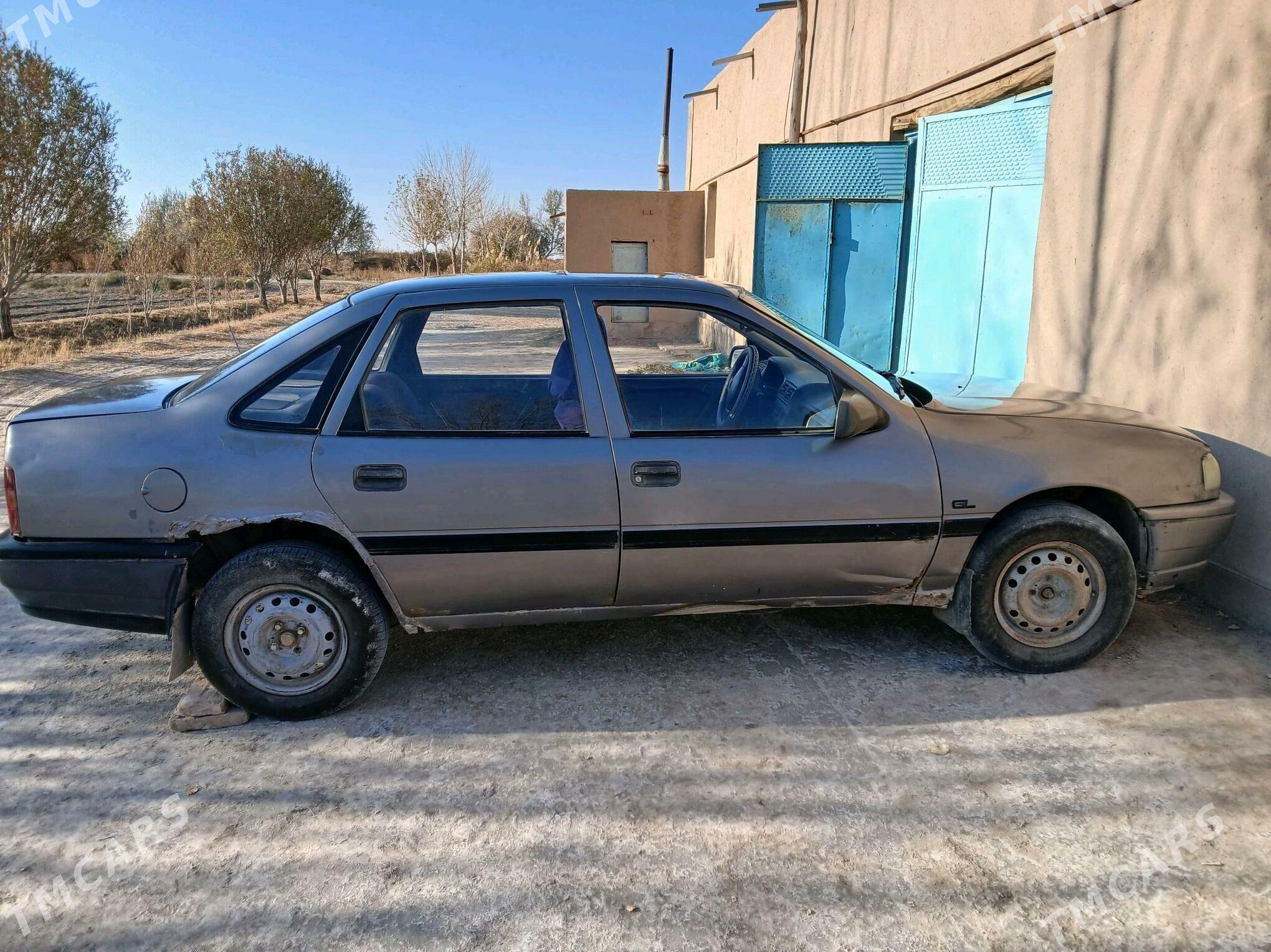 Opel Vectra 1992 - 30 000 TMT - Кёнеургенч - img 2