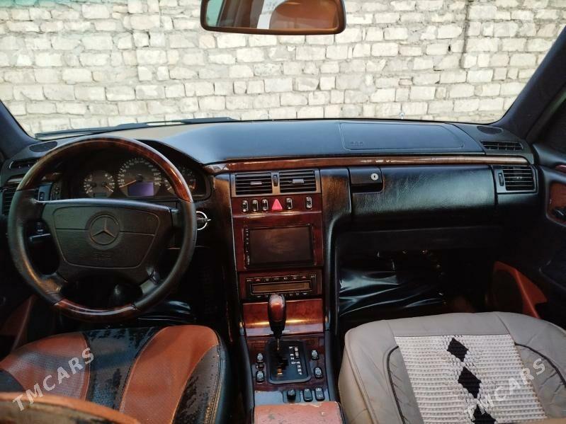 Mercedes-Benz 300E 1996 - 85 000 TMT - Гызыларбат - img 8