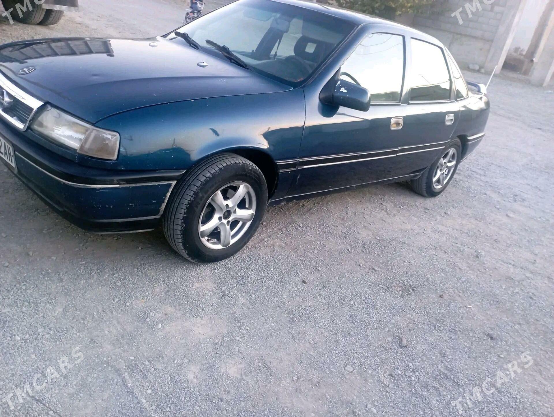 Opel Vectra 1992 - 28 000 TMT - Bäherden - img 8