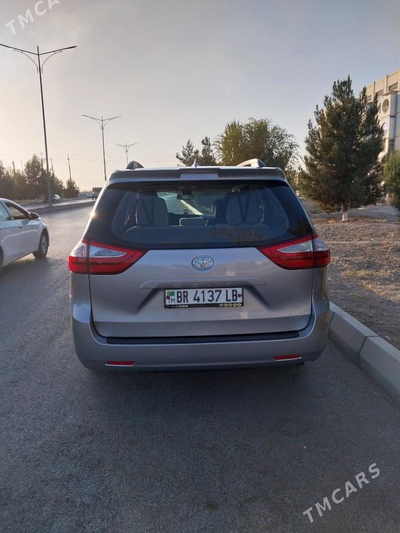 Toyota Sienna 2019 - 400 000 TMT - Türkmenabat - img 2