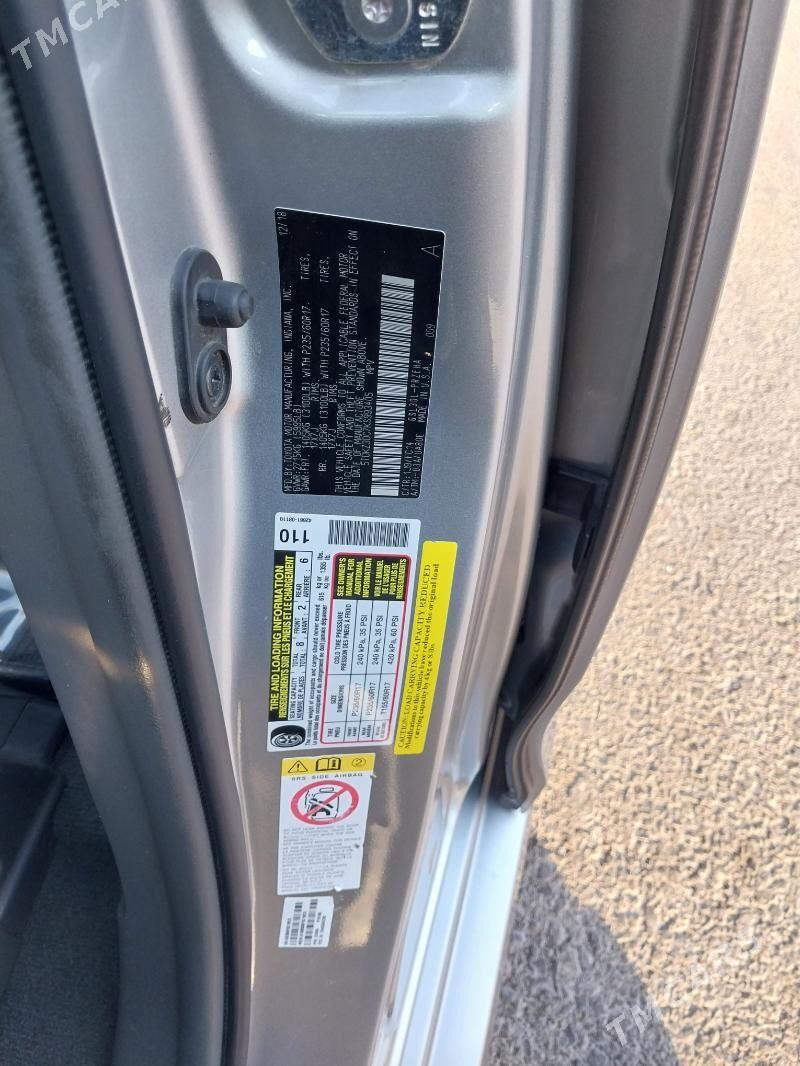 Toyota Sienna 2019 - 400 000 TMT - Türkmenabat - img 5