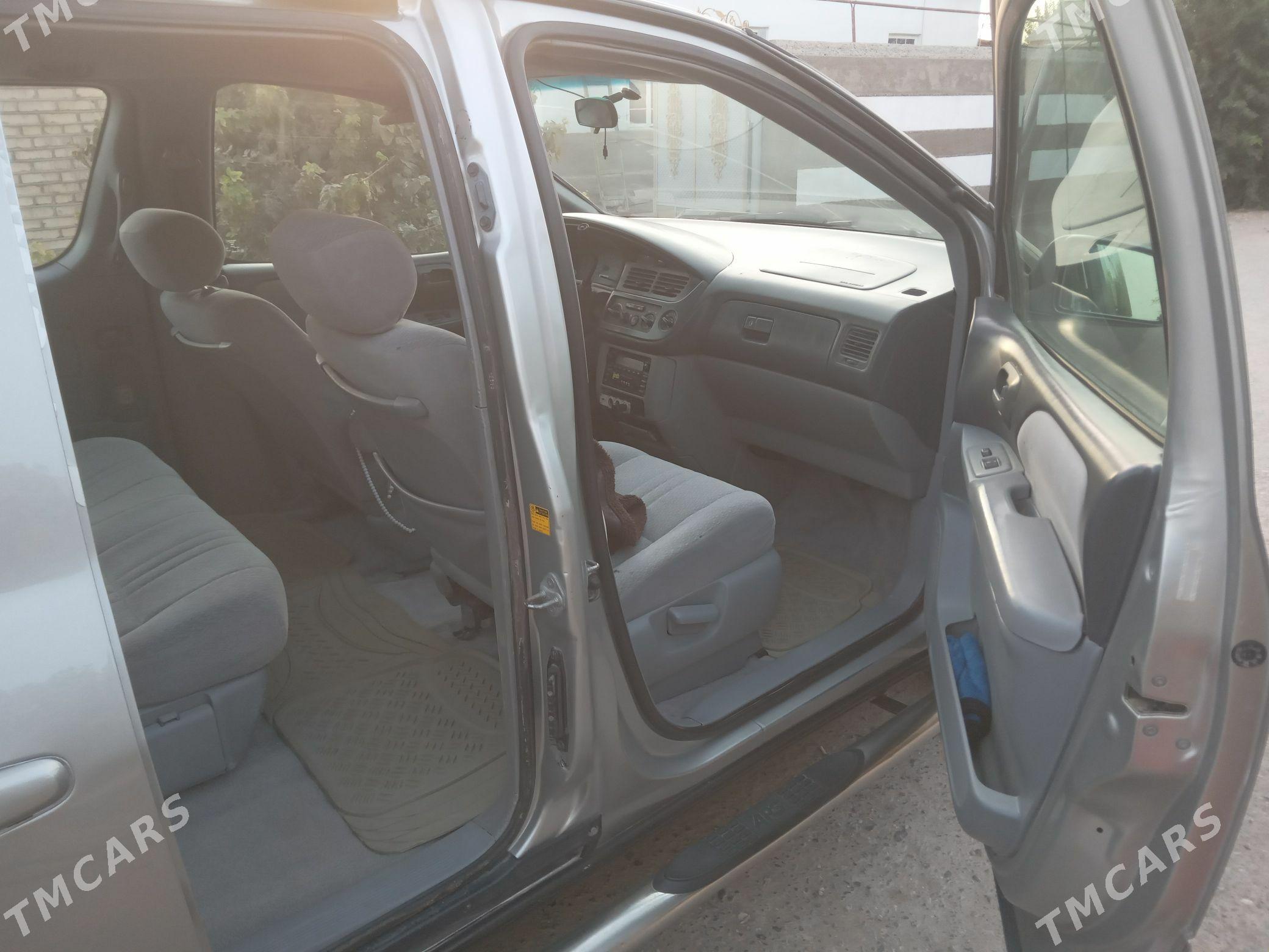 Toyota Sienna 2002 - 170 000 TMT - Мургап - img 8