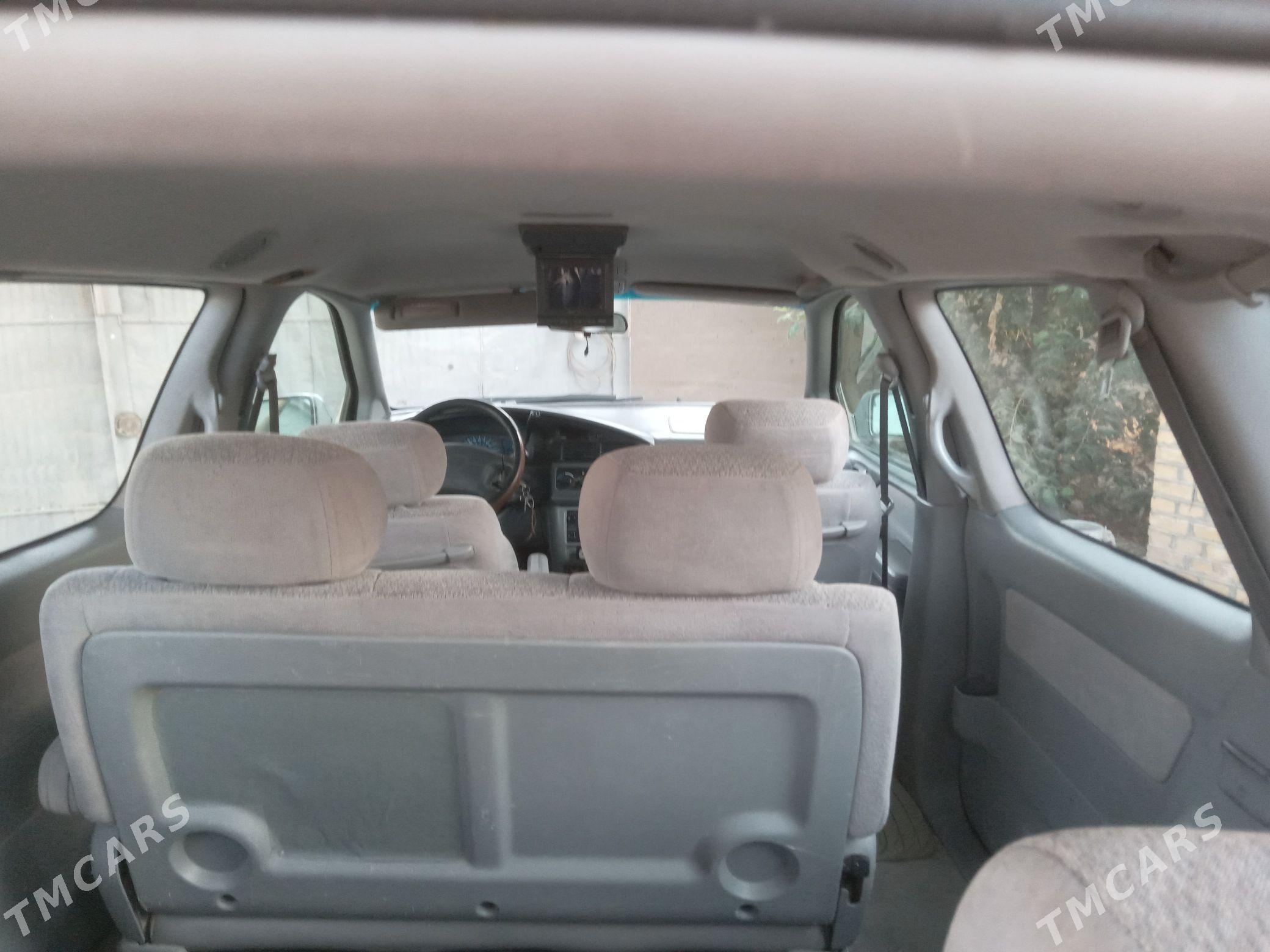 Toyota Sienna 2002 - 170 000 TMT - Мургап - img 9