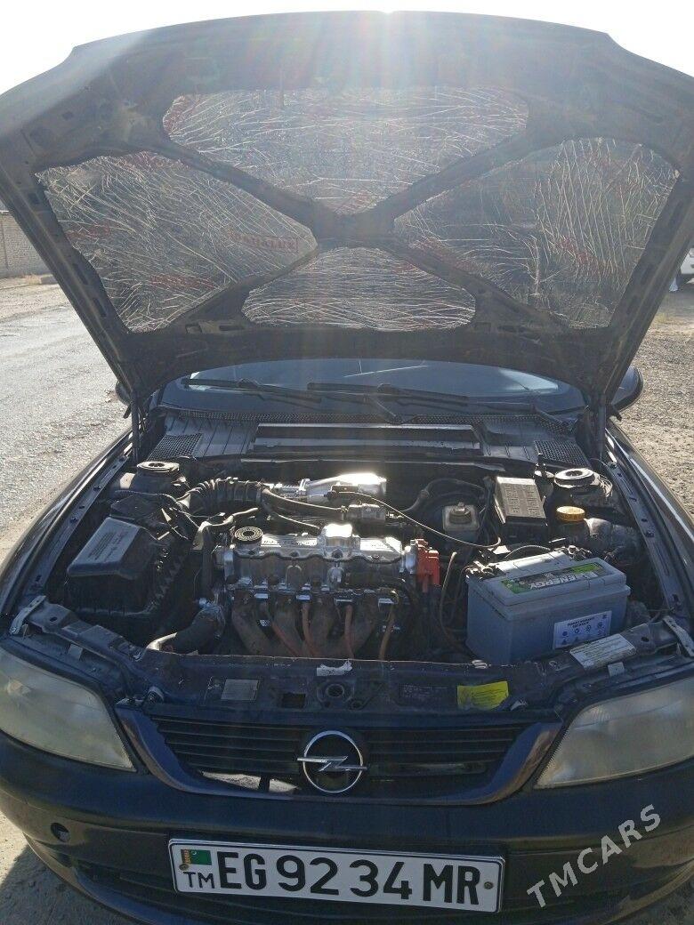 Opel Vectra 1996 - 55 000 TMT - Векильбазар - img 4