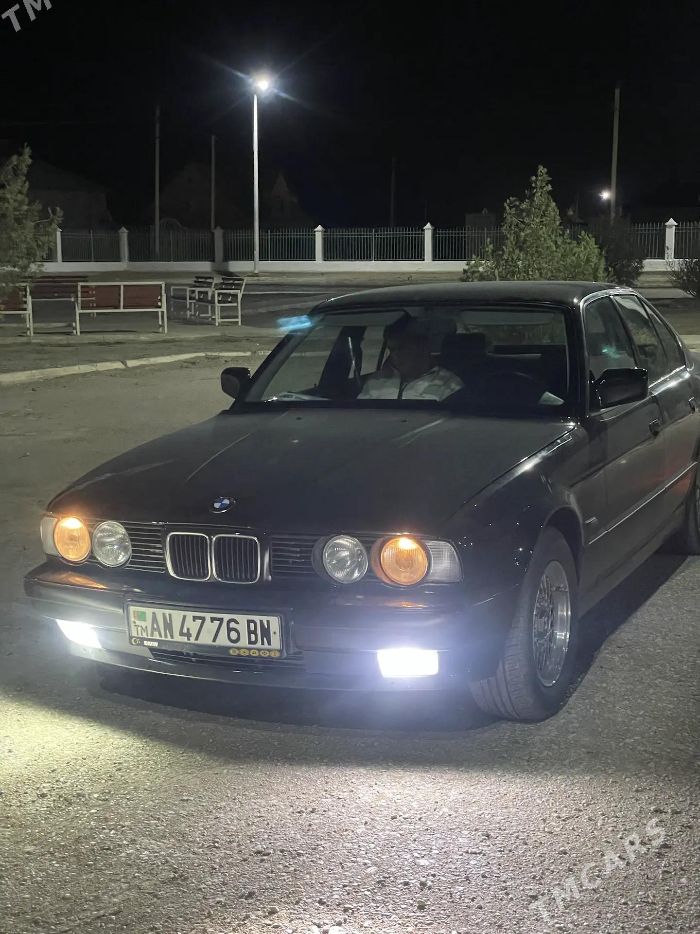 BMW 525 1990 - 76 000 TMT - Гумдаг - img 1