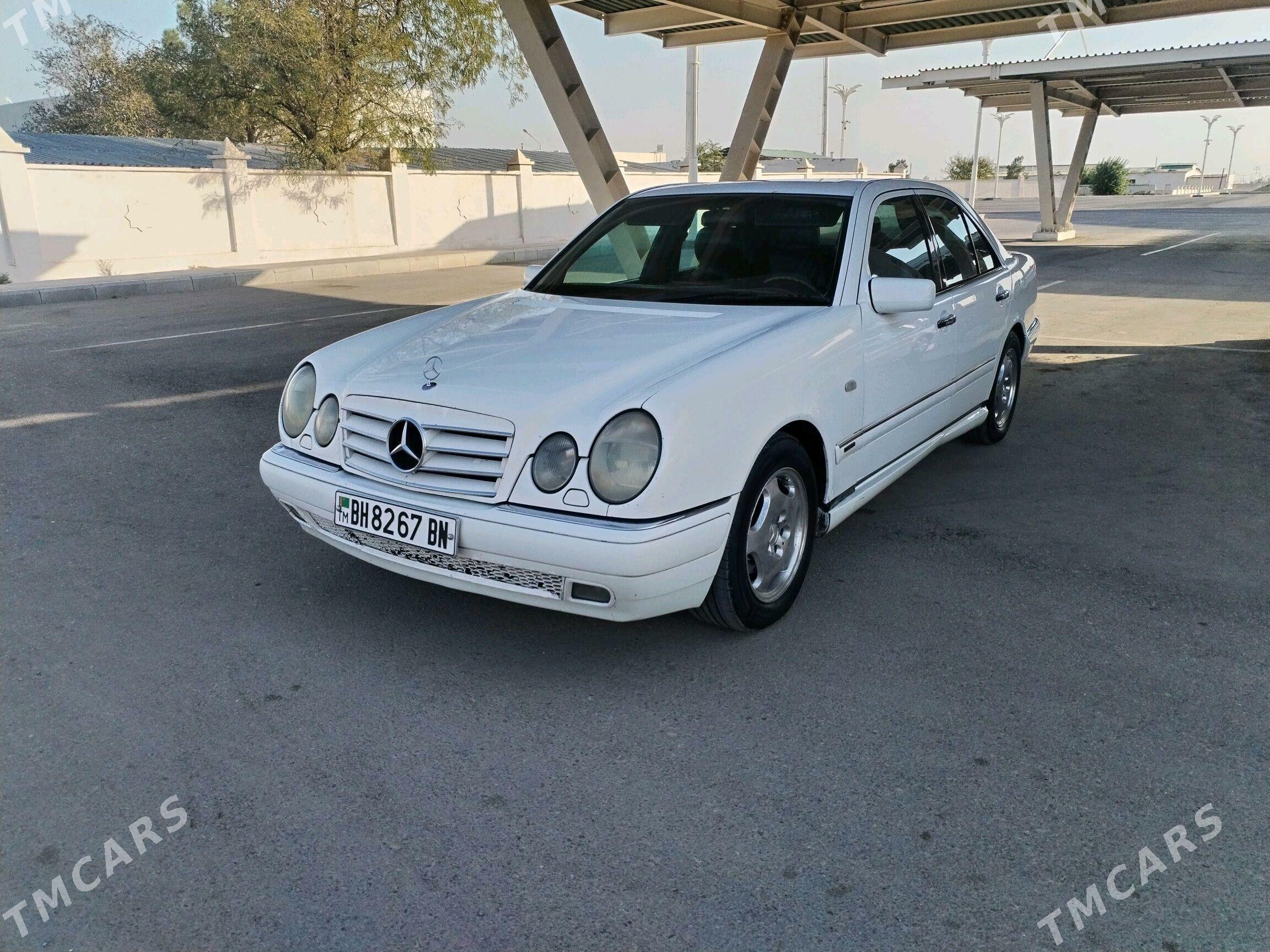 Mercedes-Benz E320 1999 - 100 000 TMT - Балканабат - img 2