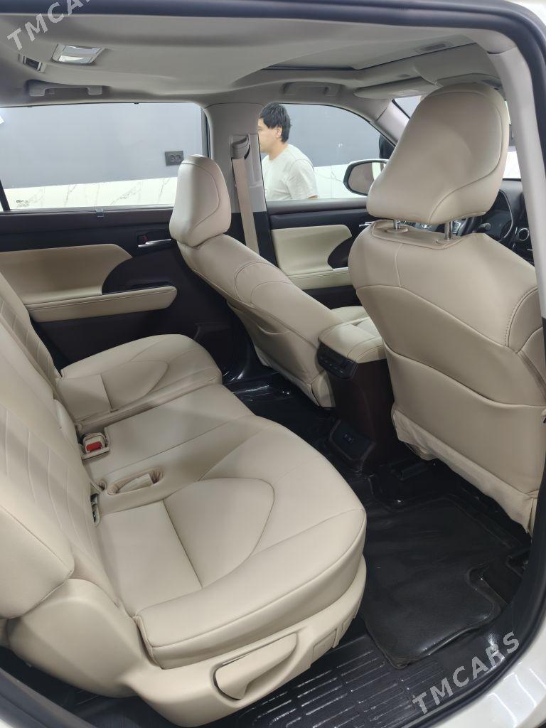 Toyota Highlander 2021 - 610 000 TMT - Aşgabat - img 8
