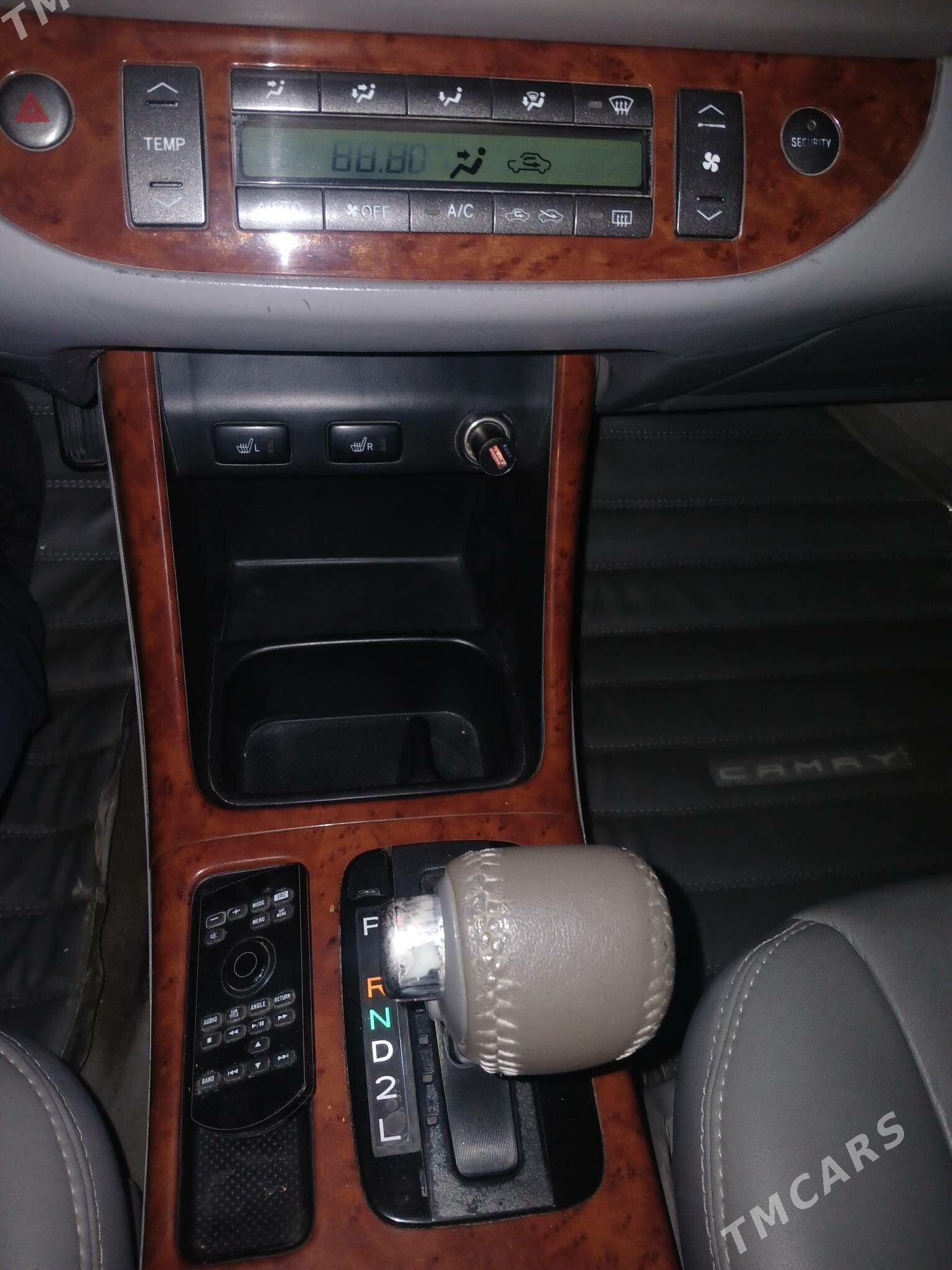 Toyota Camry 2002 - 167 000 TMT - Бахарден - img 5