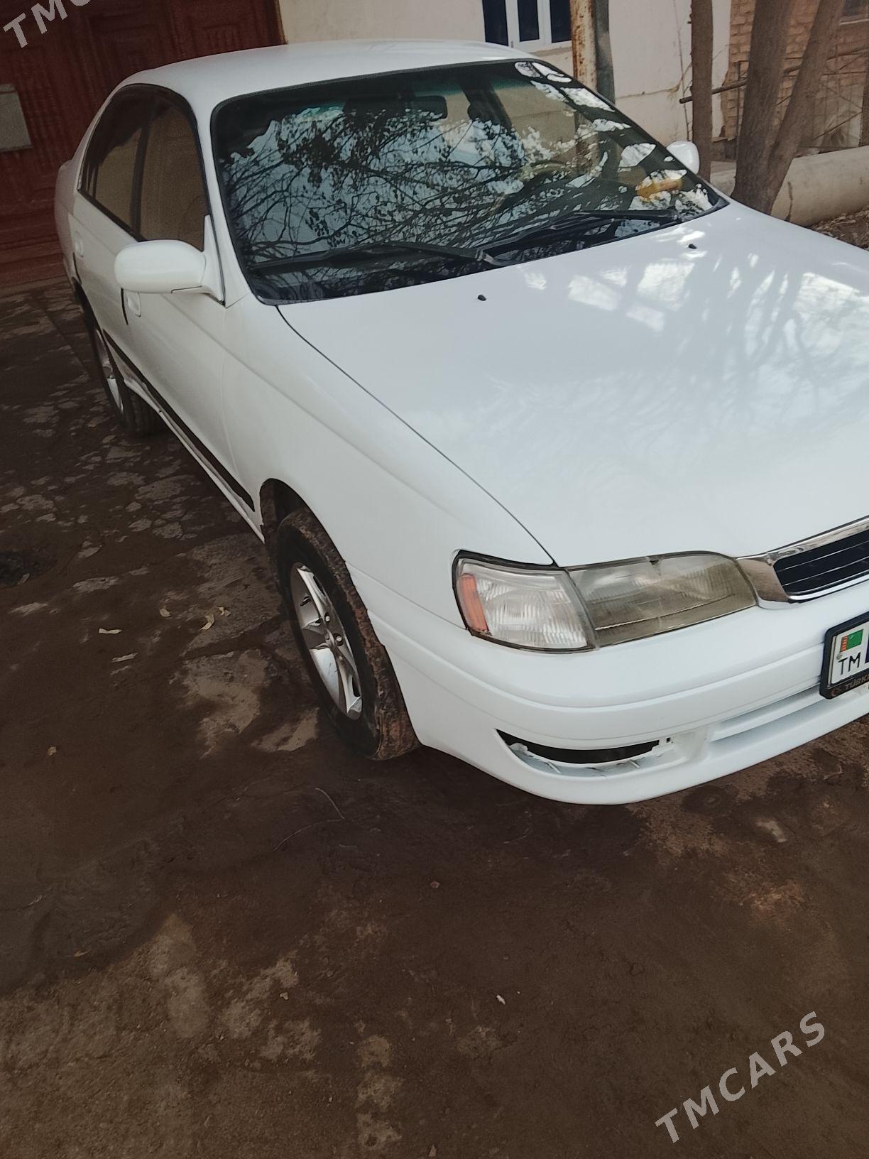 Toyota Corona 1995 - 60 000 TMT - Кёнеургенч - img 1