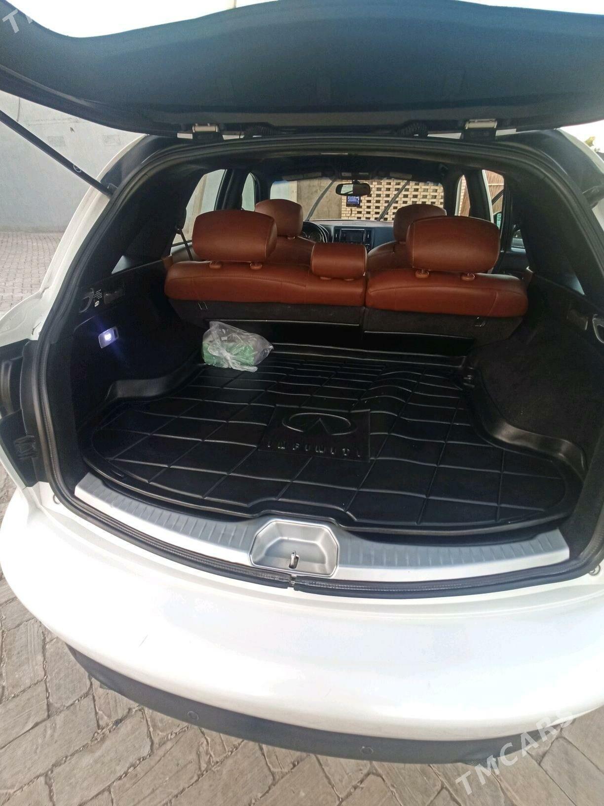 Infiniti FX35 2004 - 140 000 TMT - Baýramaly - img 7