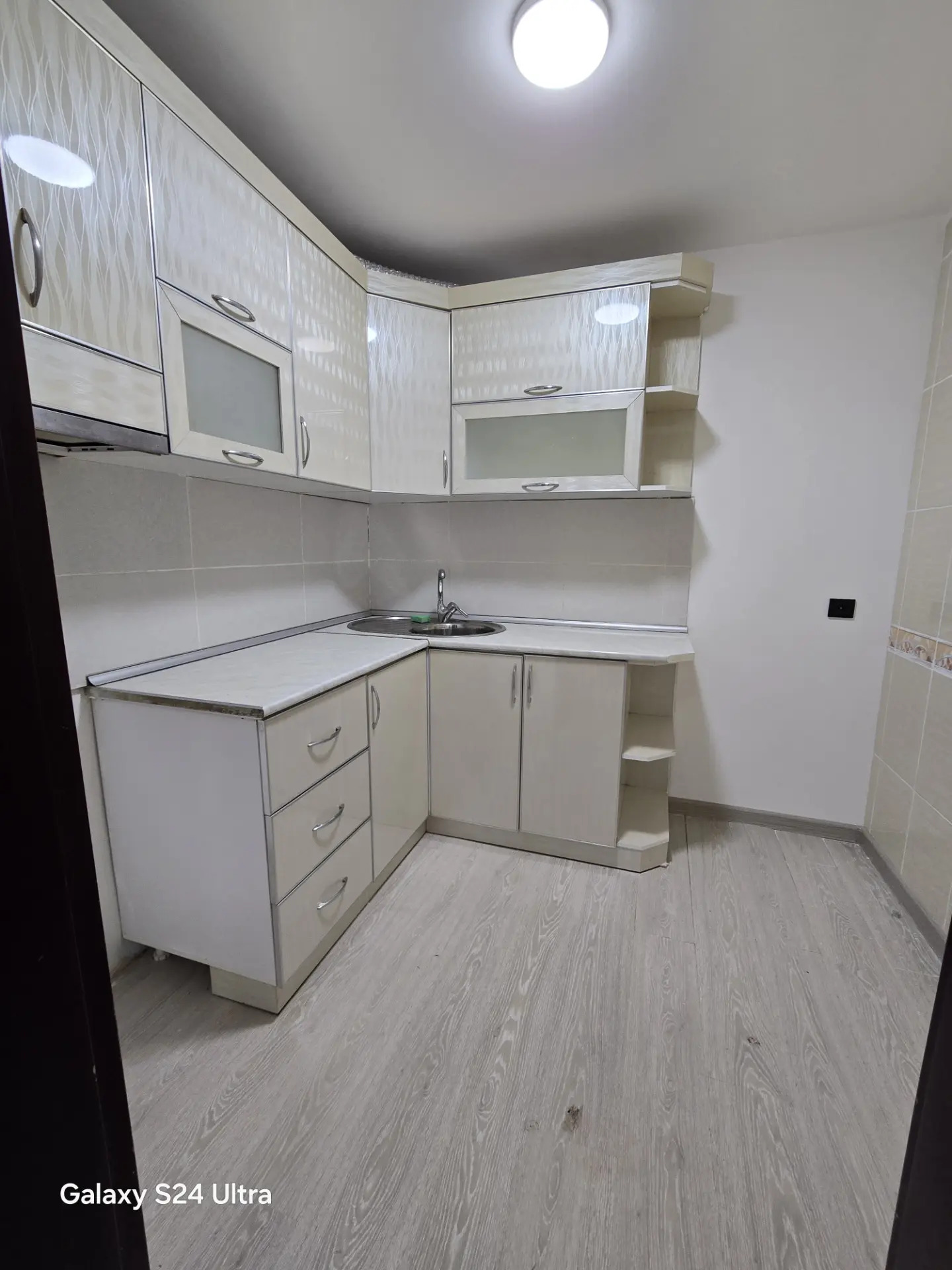 10 мкр 4/1 эт 2 ком раздельный - 10 мкр - img 5