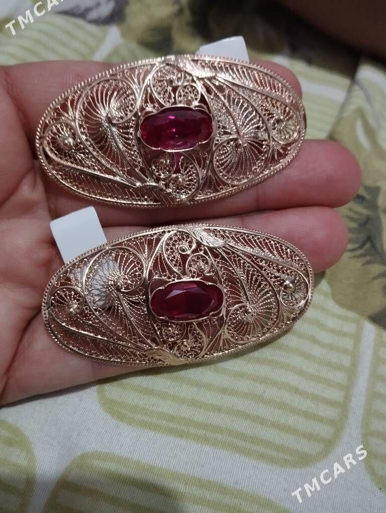 gyzyl broşka - Бузмеин - img 5