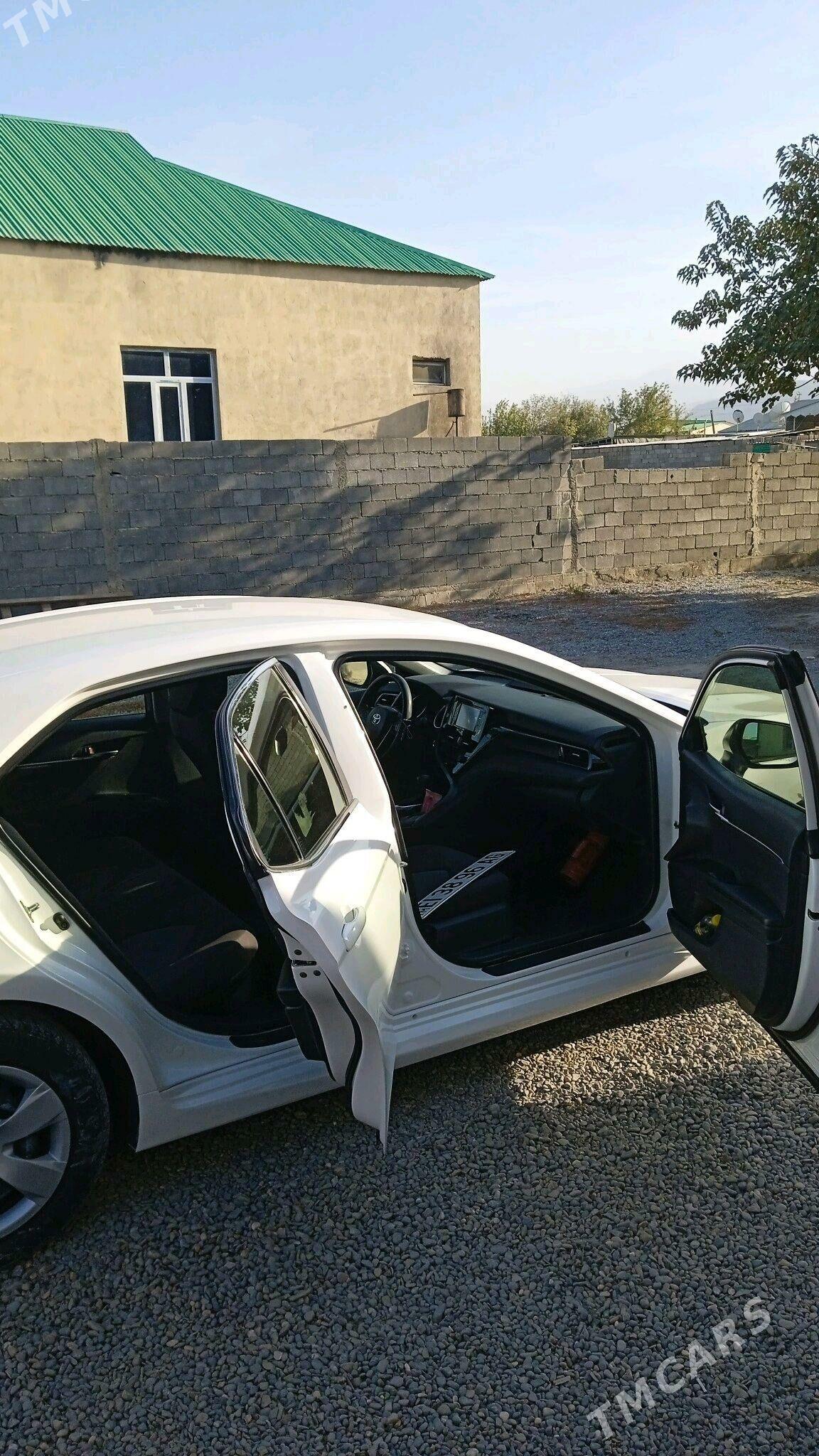 Toyota Camry Hybrid 2021 - 230 000 TMT - Aşgabat - img 4