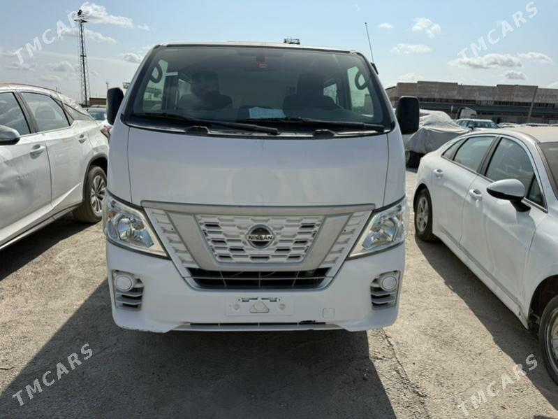Nissan Urvan 2022 - 340 000 TMT - Mary - img 2