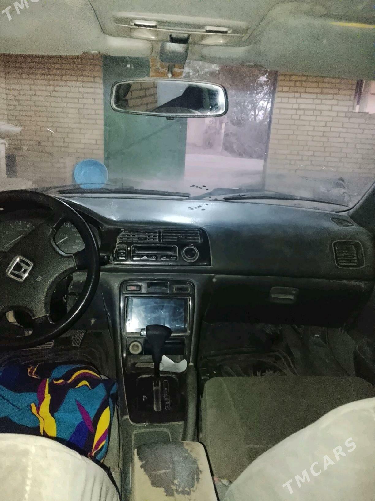 Honda Accord 1995 - 35 000 TMT - Hojambaz - img 3