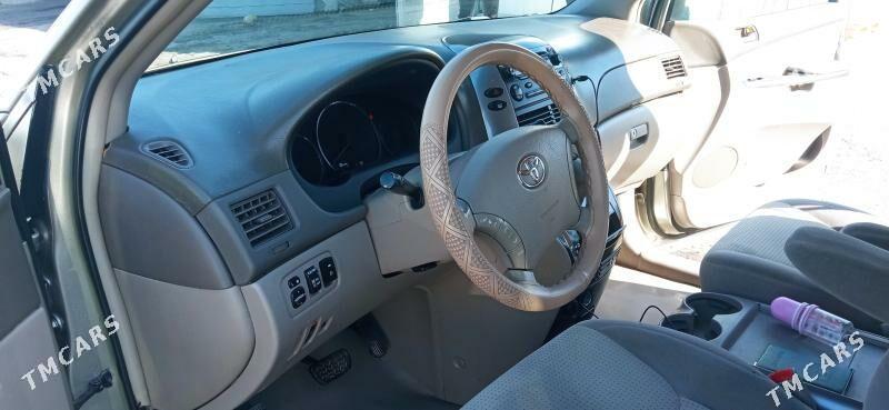Toyota Sienna 2009 - 250 000 TMT - Дянев - img 4