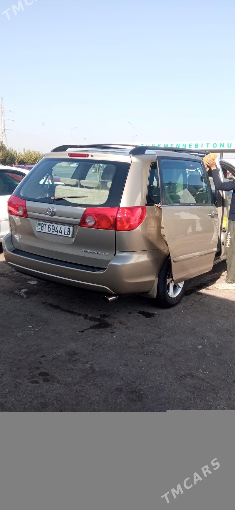 Toyota Sienna 2009 - 250 000 TMT - Дянев - img 5