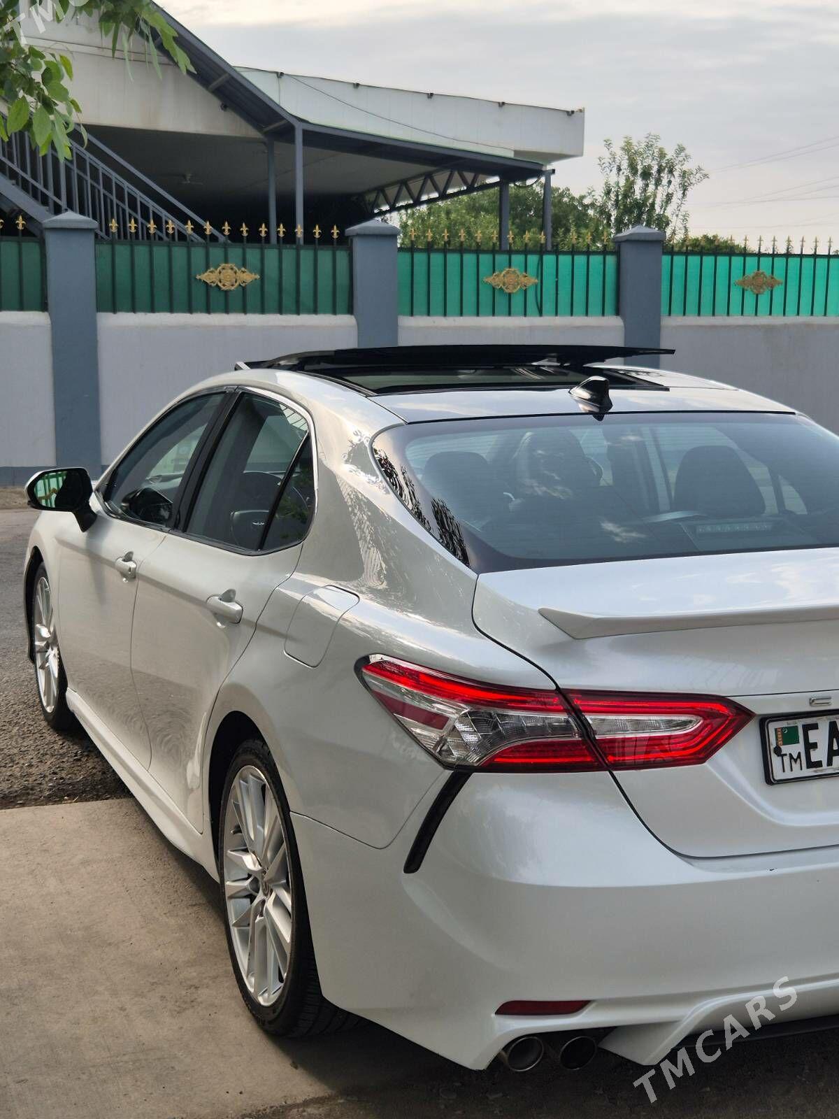 Toyota Camry 2021 - 390 000 TMT - Aşgabat - img 5