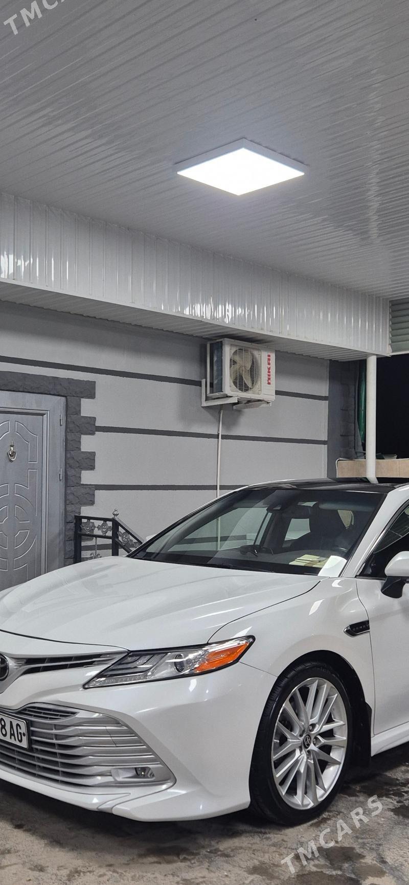 Toyota Camry 2021 - 390 000 TMT - Aşgabat - img 9