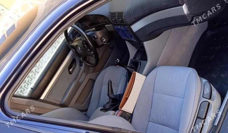 BMW 525 1999 - 108 000 TMT - Gumdag - img 4