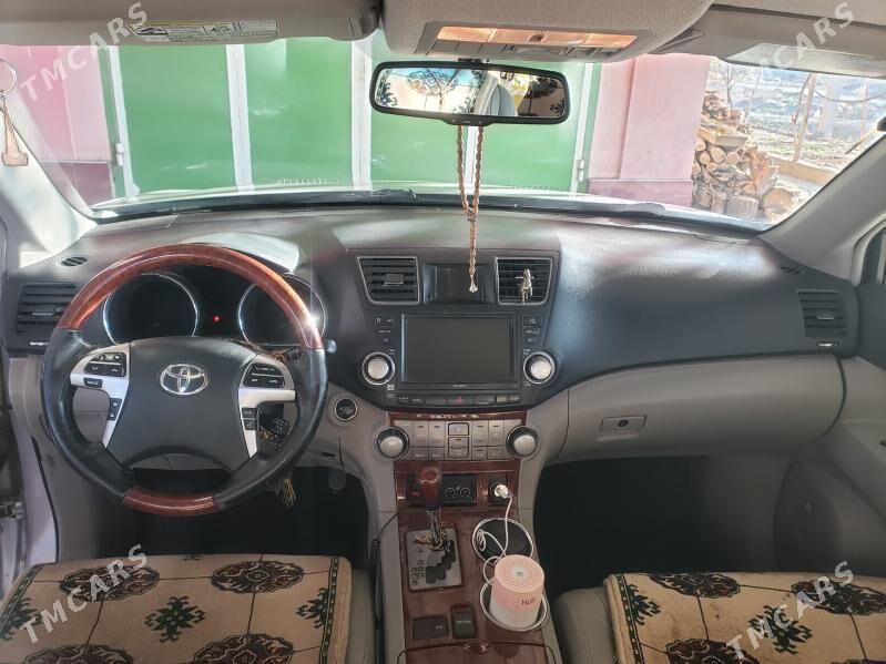 Toyota Highlander 2011 - 315 000 TMT - Daşoguz - img 5