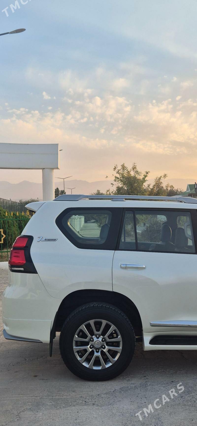 Toyota Land Cruiser Prado 2010 - 680 000 TMT - Aşgabat - img 7