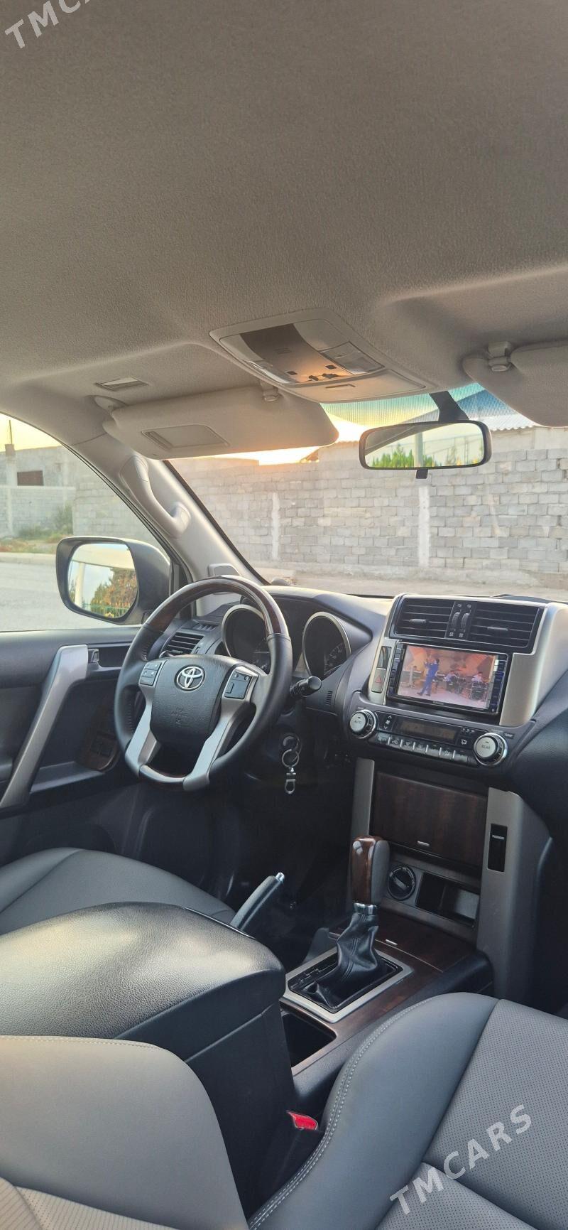 Toyota Land Cruiser Prado 2010 - 680 000 TMT - Aşgabat - img 8