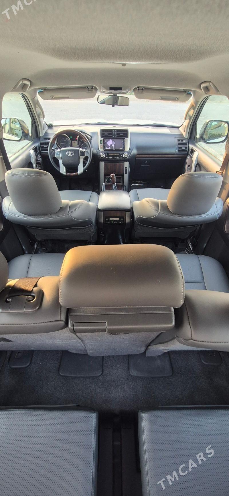 Toyota Land Cruiser Prado 2010 - 680 000 TMT - Aşgabat - img 9