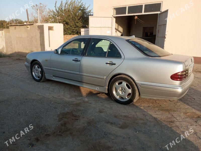 Mercedes-Benz E320 1997 - 95 000 TMT - Baýramaly - img 10