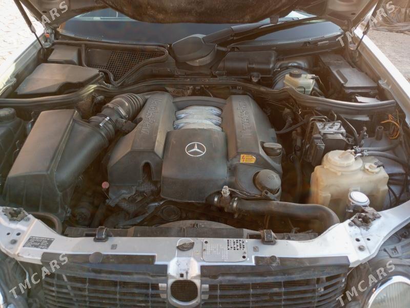 Mercedes-Benz E320 1997 - 95 000 TMT - Baýramaly - img 4