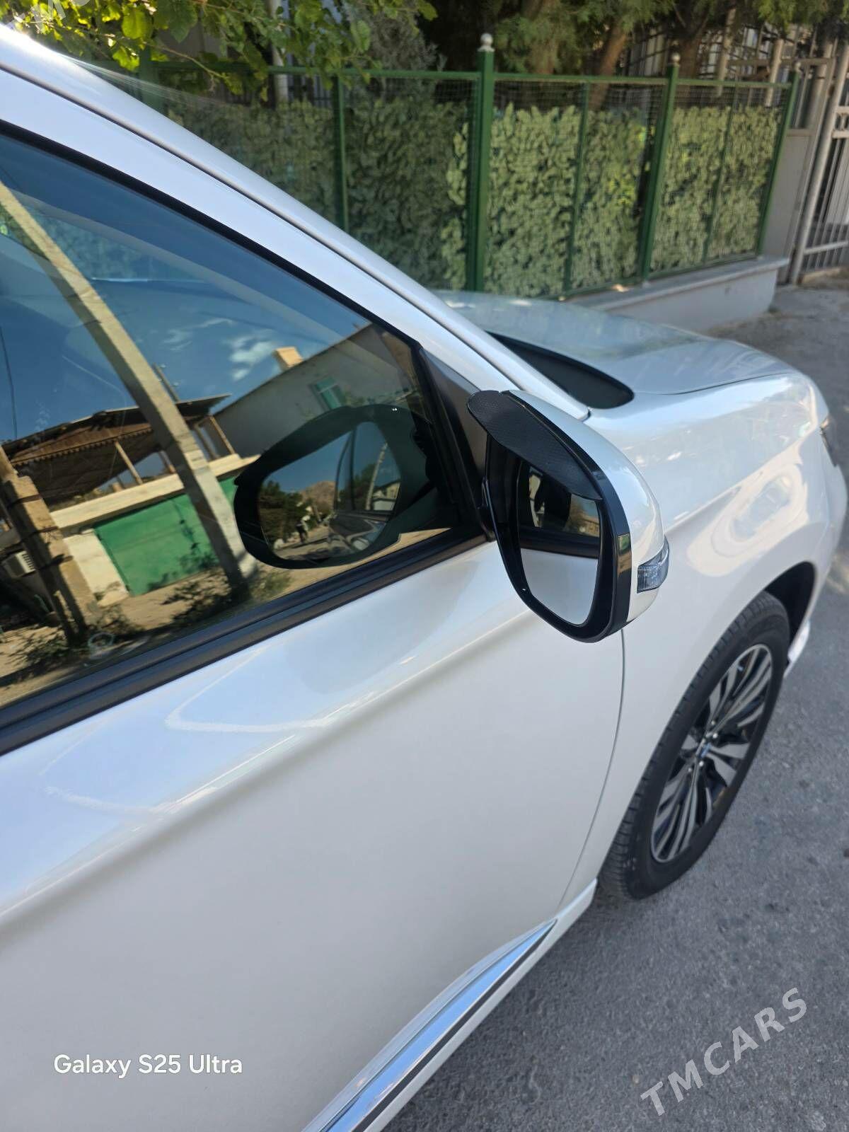 Mitsubishi Montero Sport 2022 - 300 000 TMT - Gumdag - img 5