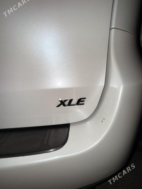 Toyota Sienna 2012 - 335 000 TMT - Türkmenabat - img 6