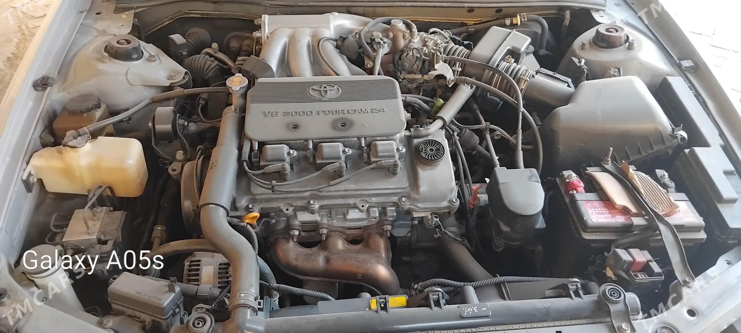 Toyota Camry 2001 - 190 000 TMT - Туркменгала - img 4