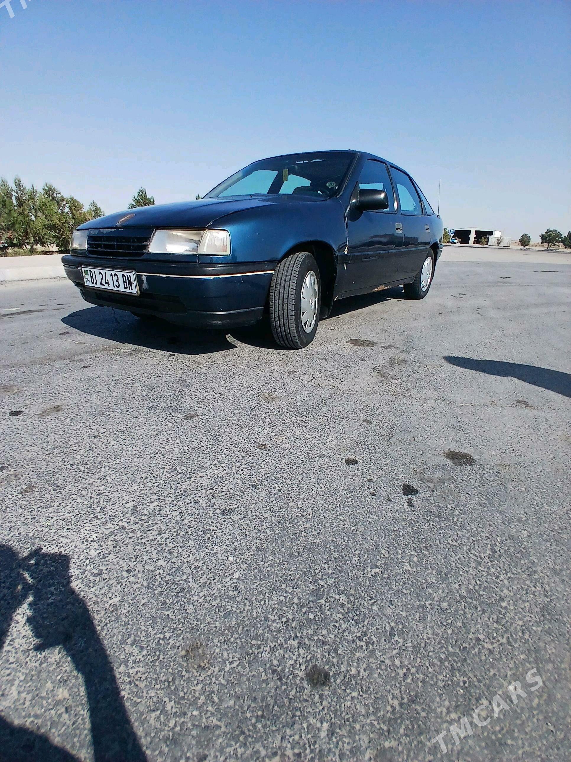 Opel Vectra 1990 - 30 000 TMT - Gyzylarbat - img 1