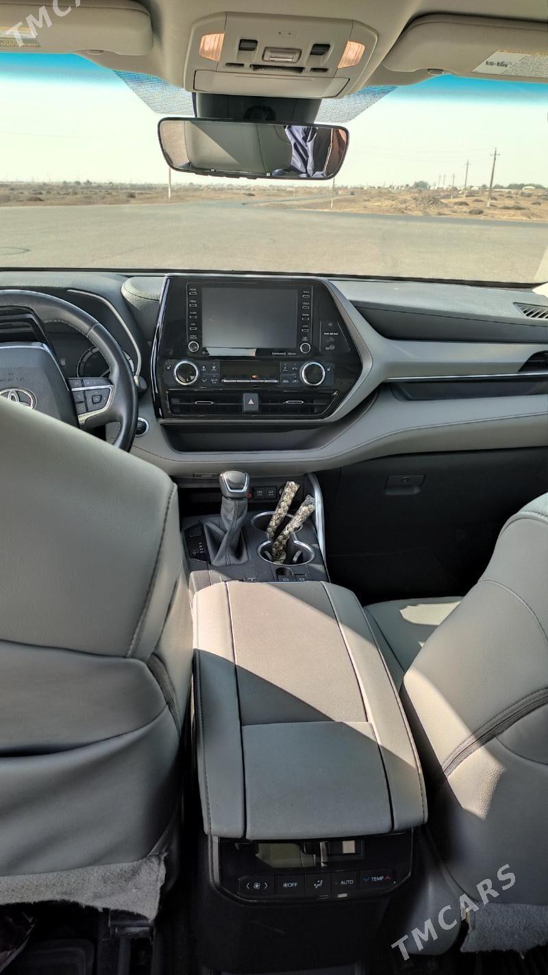 Toyota Highlander 2020 - 520 000 TMT - Baýramaly - img 4