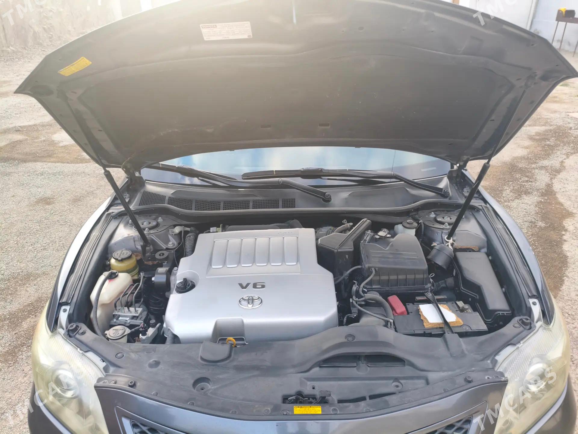 Toyota Camry 2010 - 215 000 TMT - Туркменбаши - img 1