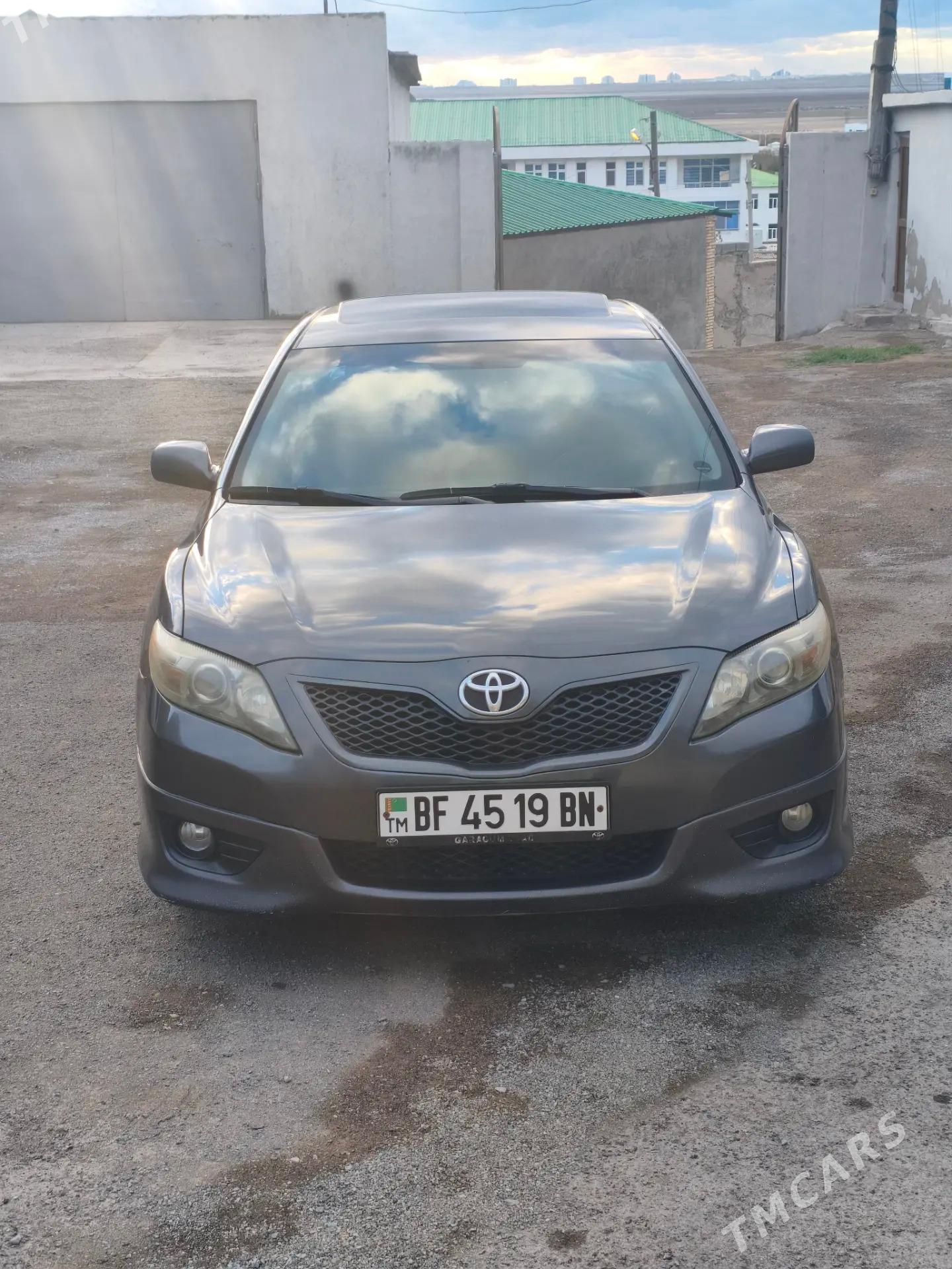 Toyota Camry 2010 - 215 000 TMT - Туркменбаши - img 3