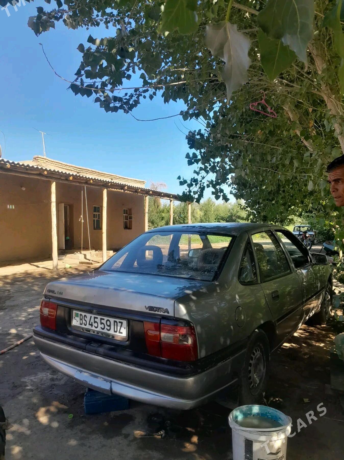 Opel Vectra 1994 - 30 000 TMT - Кёнеургенч - img 2