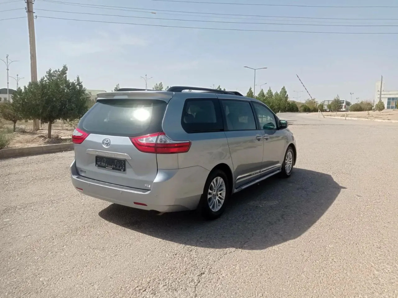 Toyota Sienna 2015 - 400 000 TMT - Эсенгулы - img 5