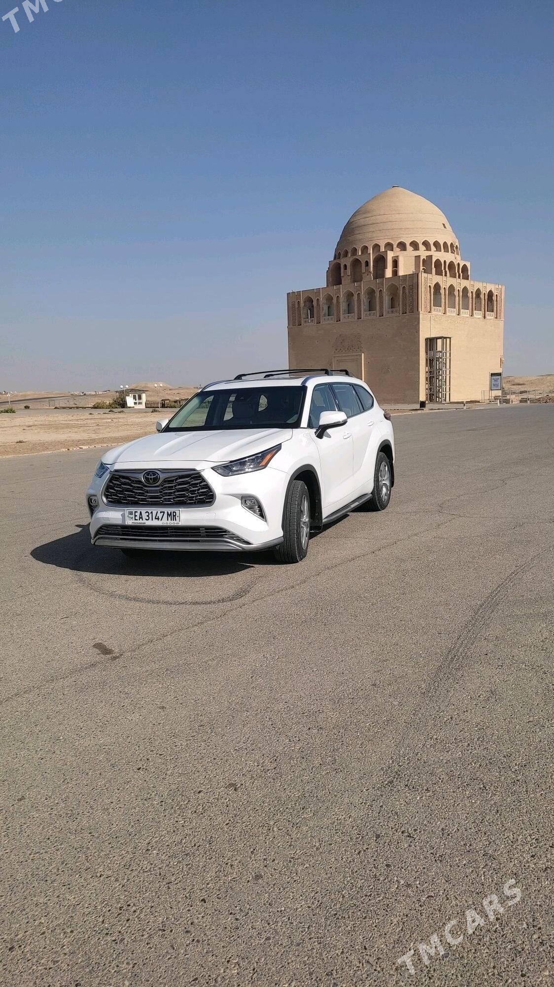 Toyota Highlander 2020 - 520 000 TMT - Baýramaly - img 1