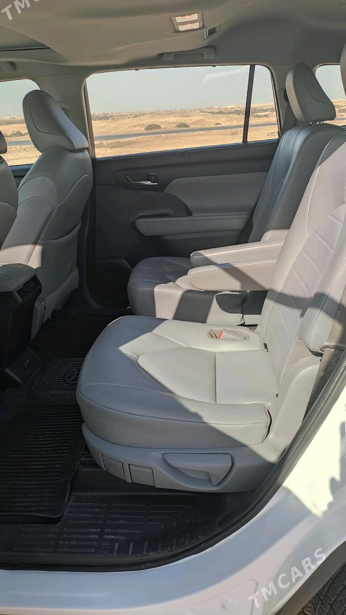 Toyota Highlander 2020 - 520 000 TMT - Baýramaly - img 6