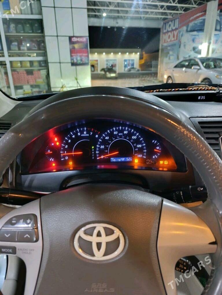 Toyota Camry 2010 - 240 000 TMT - Baýramaly - img 6