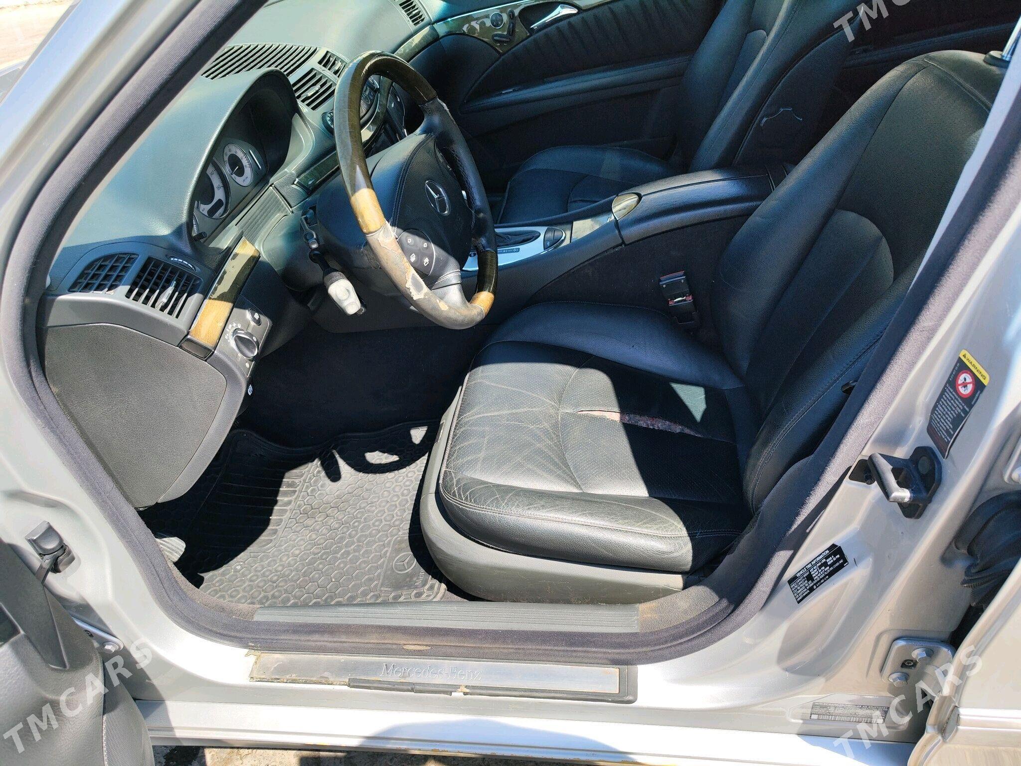 Mercedes-Benz E320 2004 - 140 000 TMT - Дянев - img 5