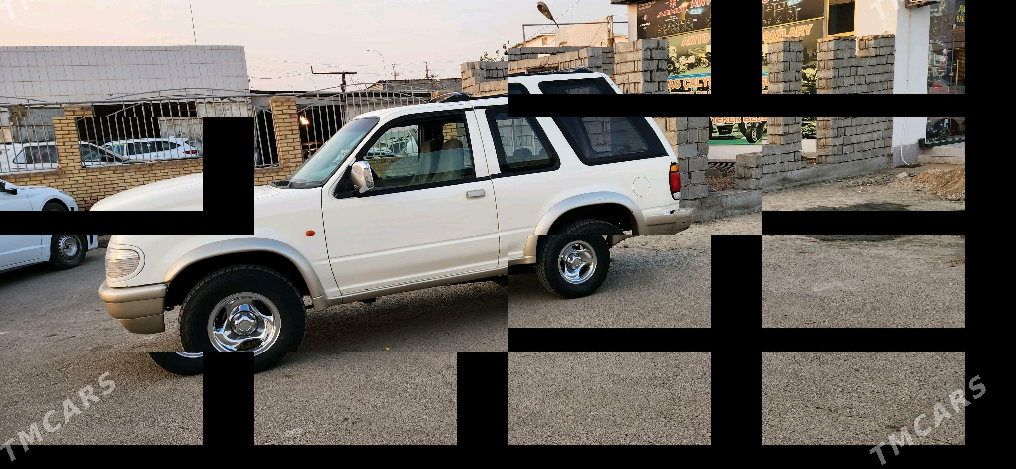 Ford Explorer 1996 - 55 000 TMT - Мары - img 4