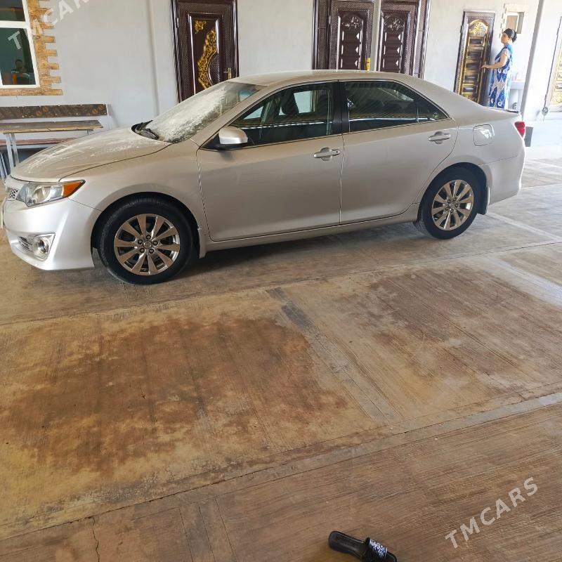 Toyota Camry 2012 - 185 000 TMT - Теджен - img 6