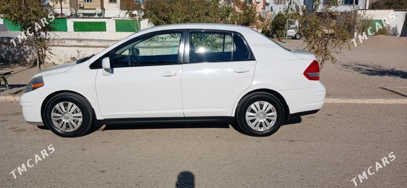 Nissan Versa 2011 - 120 000 TMT - Балканабат - img 2