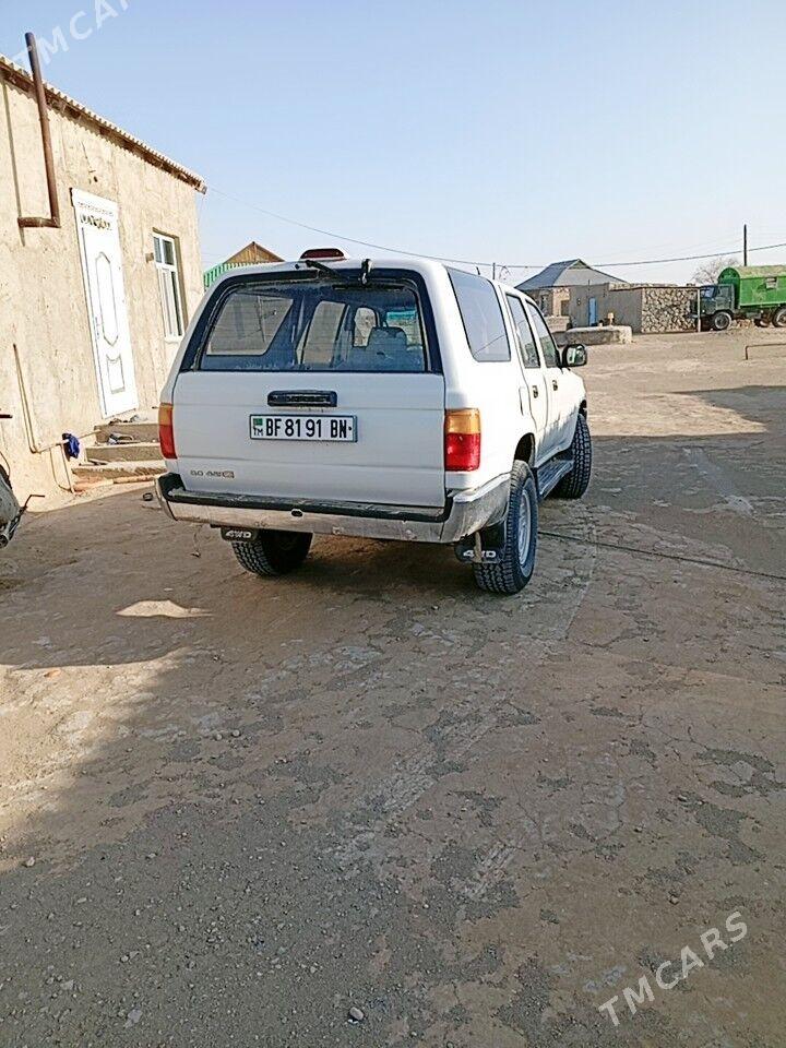 Toyota 4Runner 1995 - 75 000 TMT - Туркменбаши - img 6
