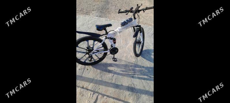 B.M.W - Гумдаг - img 4