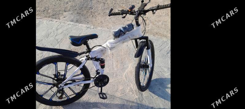 B.M.W - Гумдаг - img 3