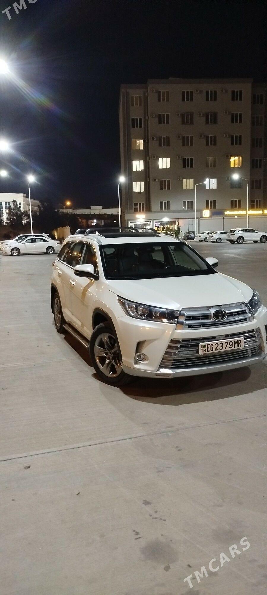 Toyota Highlander 2019 - 470 000 TMT - Мары - img 8